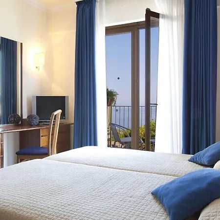 Tirrenia Отель 4*