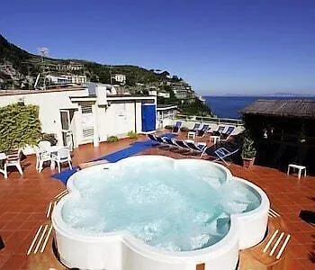 Tirrenia Hotel 4*