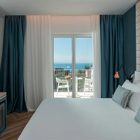 Tirrenia 3* سورينتو