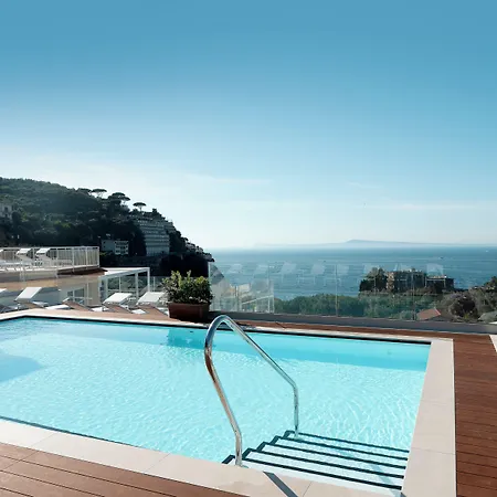 Tirrenia 4* Península Sorrentina