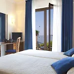 Tirrenia Hotel 4*